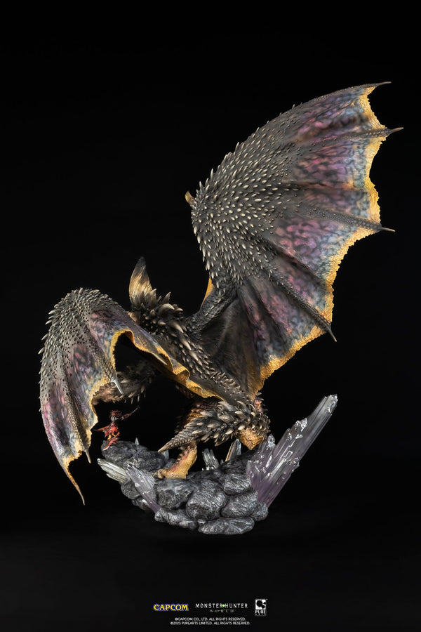 Monster Hunter World Nergigante Statue