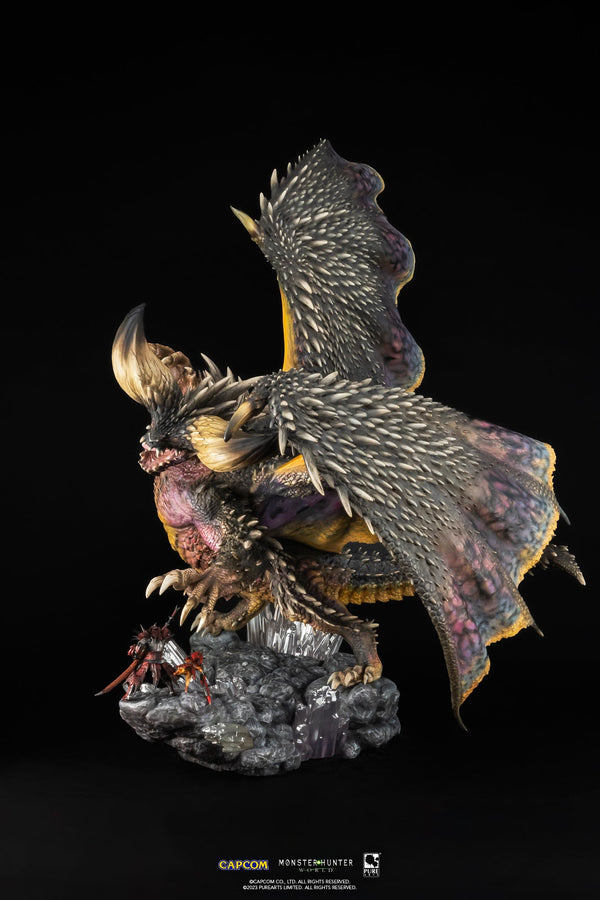 Monster Hunter World Nergigante Statue