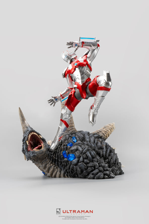 Ultraman vs Black King Statue à l'échelle 1/4 édition exclusive