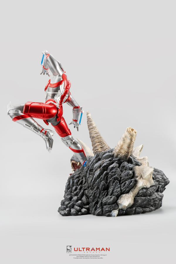 Ultraman vs Black King Statue à l'échelle 1/4 édition exclusive