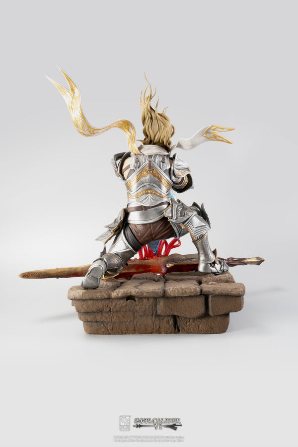 Soul Embrace Siegfried 1/4 Scale Statue Standard Edition